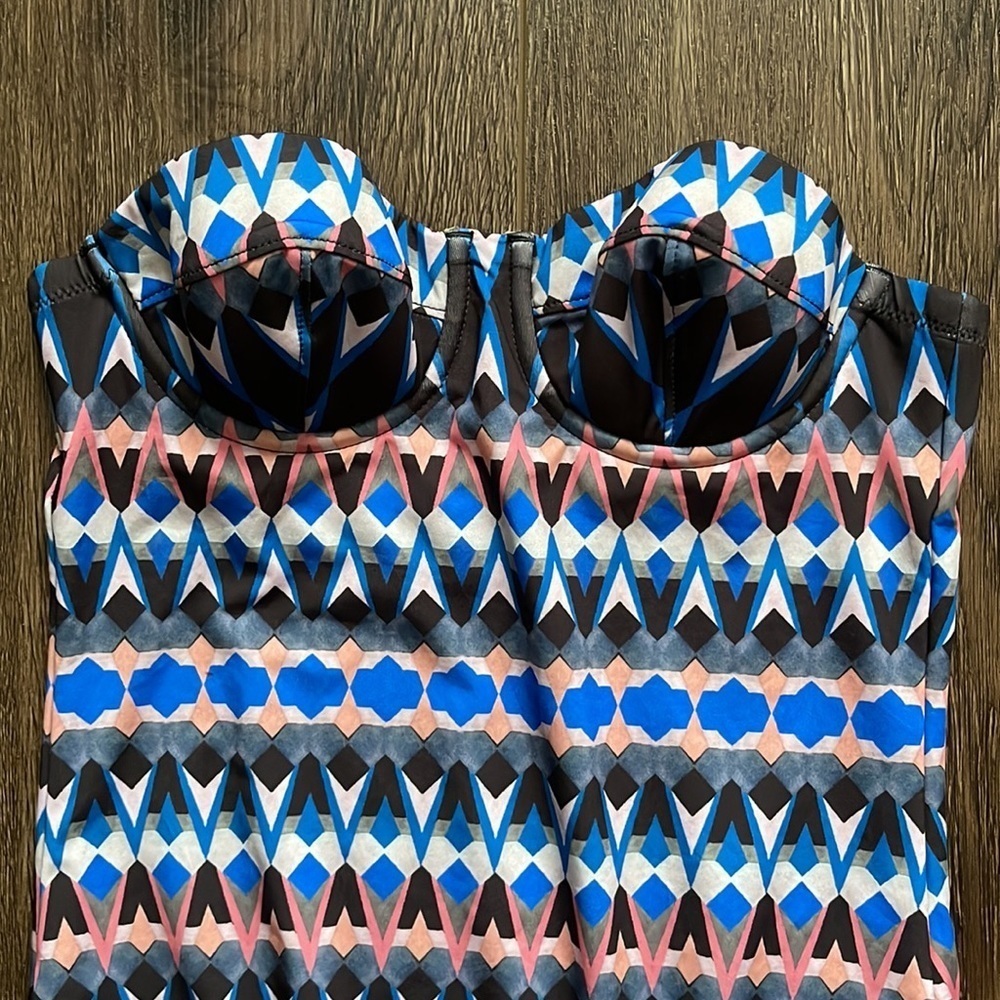 Jcrew geometry one piece swimsuit - Picture 2 of 8